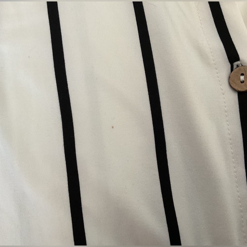 White Striped Cropped Top - Picture 9 of 9